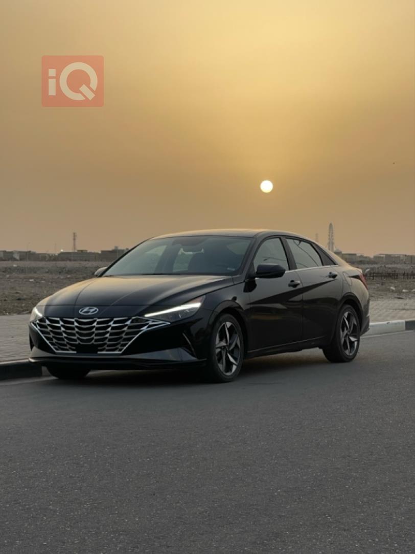 هیوندای ئەلەنترا